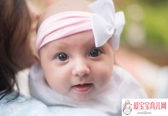 深圳借卵子生子的年龄，宝宝猛长期的症状表现猛长期症状和生病有什么不同