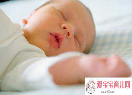 深圳代生男孩价格多少钱，新生儿有先天性心脏病的早期症状